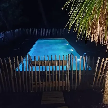 빌라 Avec Piscine A 300m De La A Valmer *