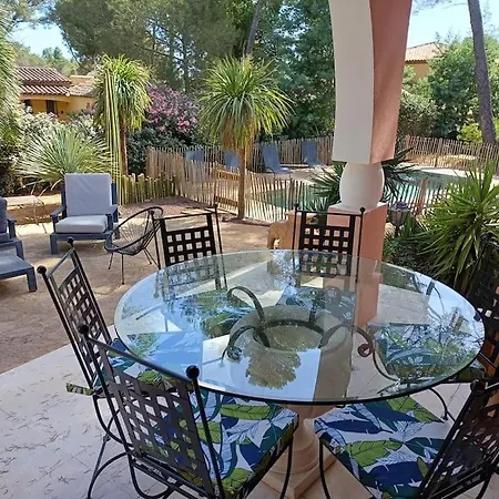 Avec Piscine A 300m De La A Valmer Villa La Croix-Valmer